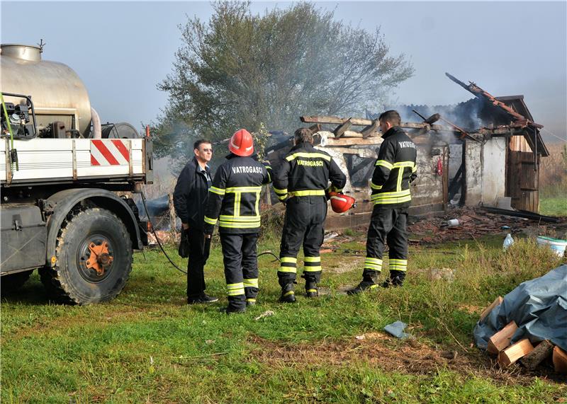 Starac smrtno stradao u požaru kuće u Kupljenskom