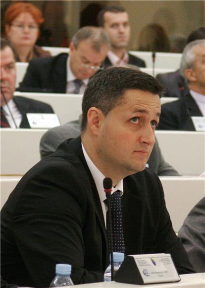 Candidate for Bosnia and Herzegovina Presidency accuses Croatian officials of paternalism