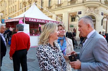 Obilježen međunarodni Dan dojki & Bra Day