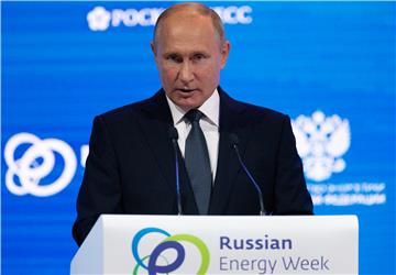 Putin: Skripalj je gad i izdajica domovine 