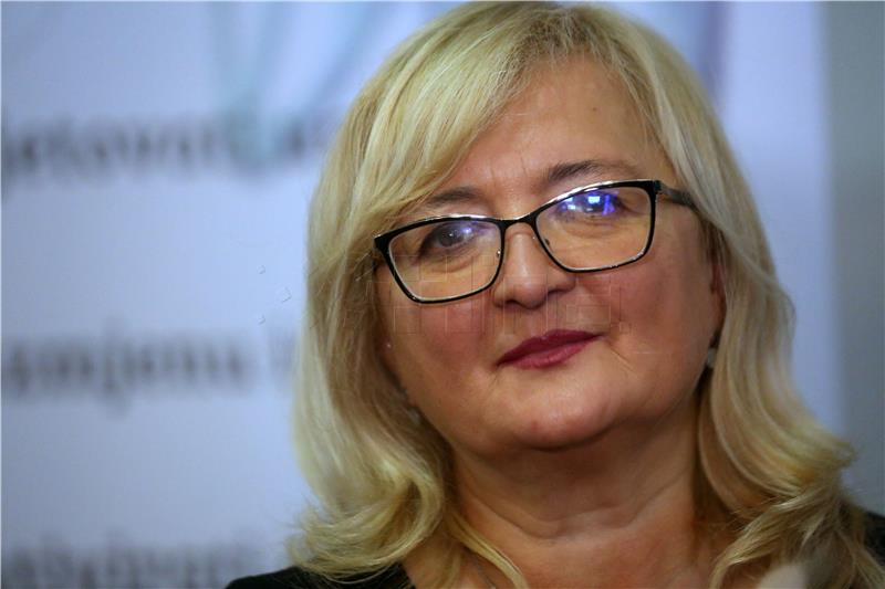 Strenja Linić: Želimo "demaskirati" ministra Kujundžića