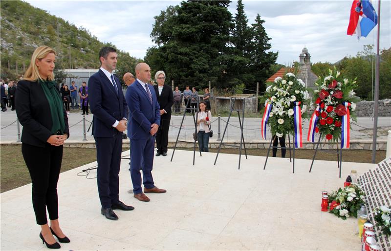 Odana počast poginulim braniteljima Osojnika u blizini Dubrovnika