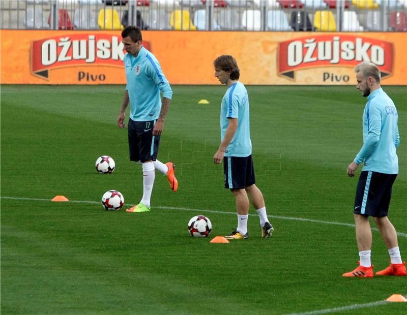 Modrić, Rakitić i Mandžukić kandidati za "Zlatnu loptu"