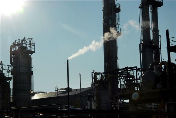 Several workers injured in Bosanski Brod refinery blast