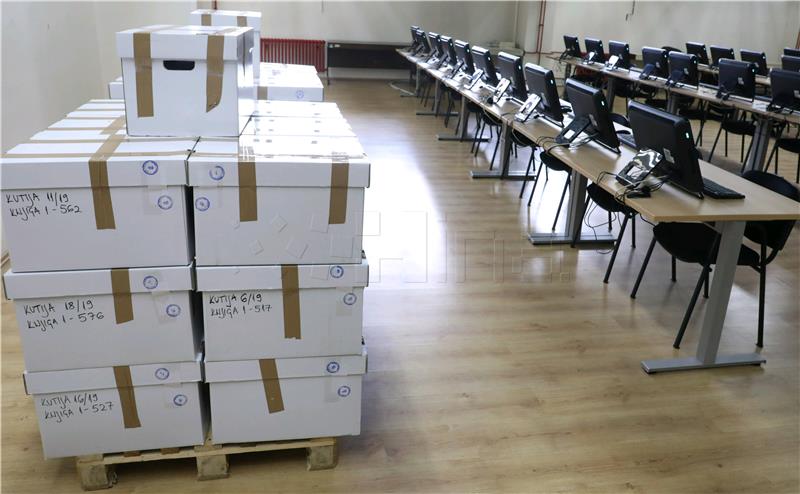 Daily claims not enough signatures collected for two referendums