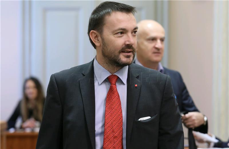 Bauk: Provjera potpisa za referendume još uvijek u razumnom roku