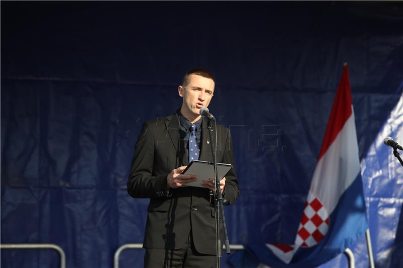 Vukovar mayor calls on authorities to start working to benefit of war crimes victims 