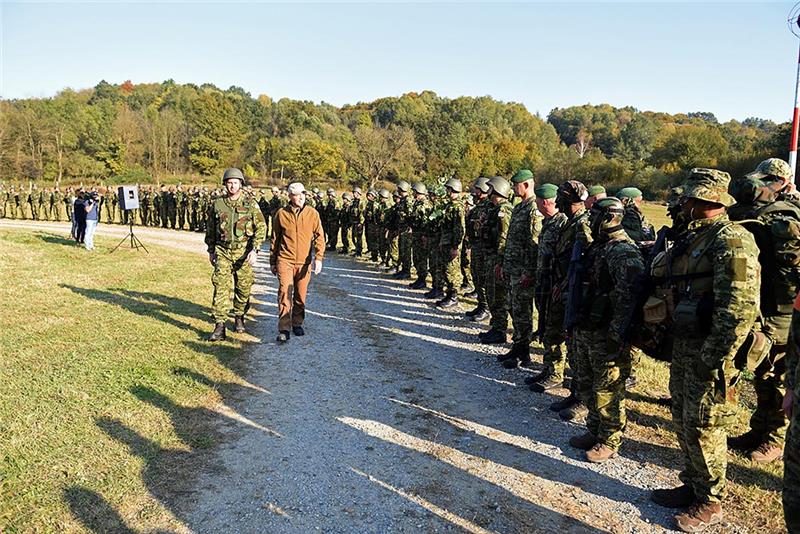 Na vojnom vježbalištu "Gakovo" održana vojna vježba "Velebit 18 - združena snaga"