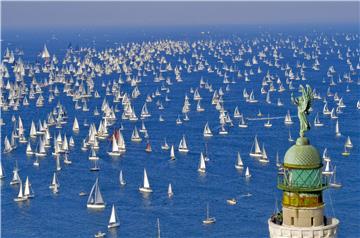 ITALY SPORT SAILING