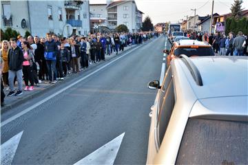 Stanovnici Turnja prosvjedovali na D1