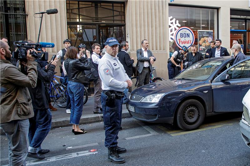 FRANCE MELENCHON POLICE SEARCH