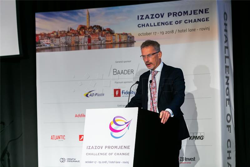 Croatian economic growth to remain steady at about 3%, HNB governor says