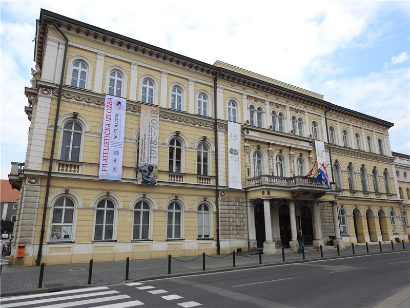 Varaždin: Izložba povodom 100. obljetnice prve hrvatske poštanske marke