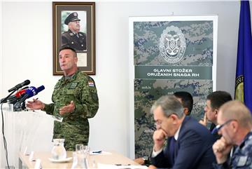 U povodu uspješno provedene vojne vježbe Velebit 18 - združena snaga održana je konferencija za medije