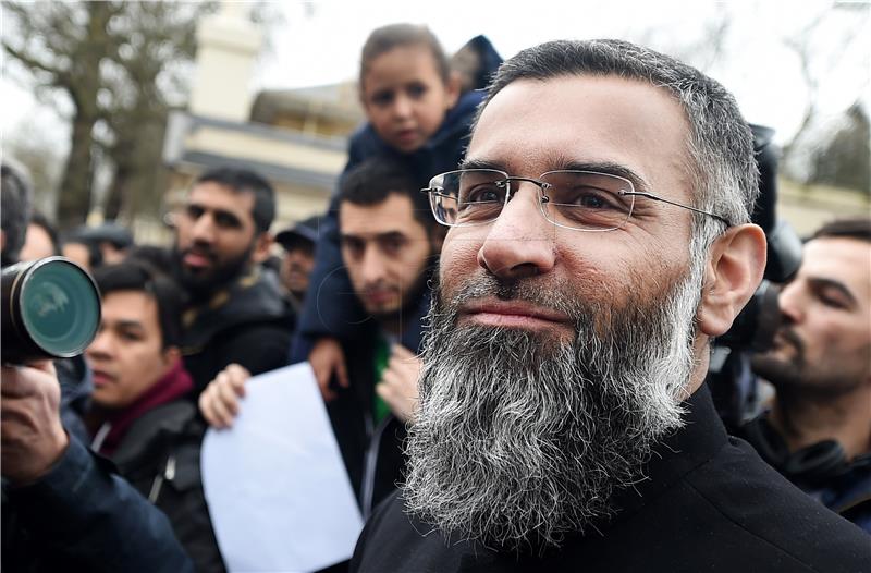 (FILE) BRITAIN MUSLIMS CLERIC ANJEM CHOUDARY