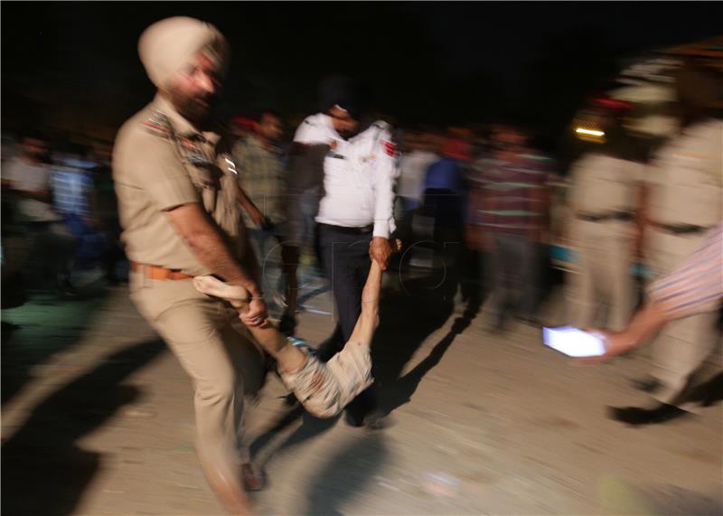 INDIA TRAIN ACCIDENT