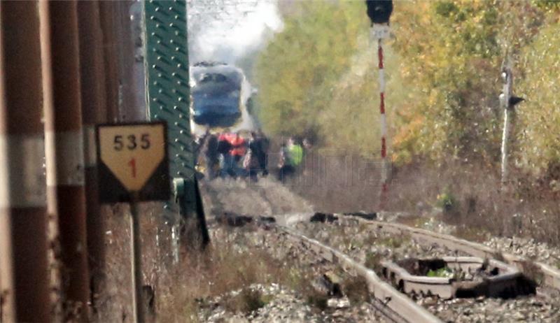 Vlak iskliznuo iz tračnica, nema ozlijeđenih