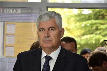 Čović: Komšića je izabrala SDA, okosnicu vlasti čini savez HDZ BiH i SNSD-a