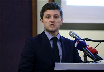 Z. Marić: Još je prerano reći hoće li proračun biti u suficitu ili deficitu