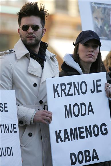 Modna kuća Coach najavila da iz kolekcije izbacuje životinjsko krzno 