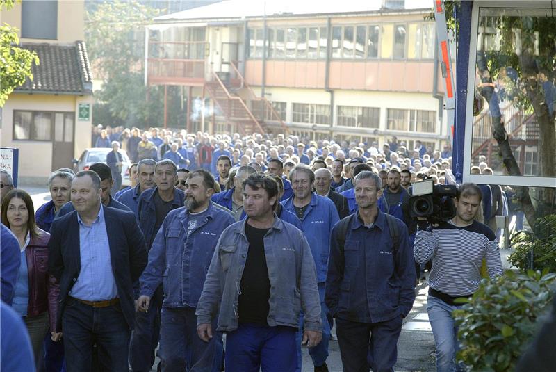 Strike at 3. Maj shipyard continues, dock's business account still blocked 