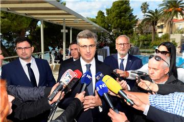 Plenković: O aferi SMS i svemu što se tiče sigurnosti u redovitom sam kontaktu s ravnateljem SOA-e