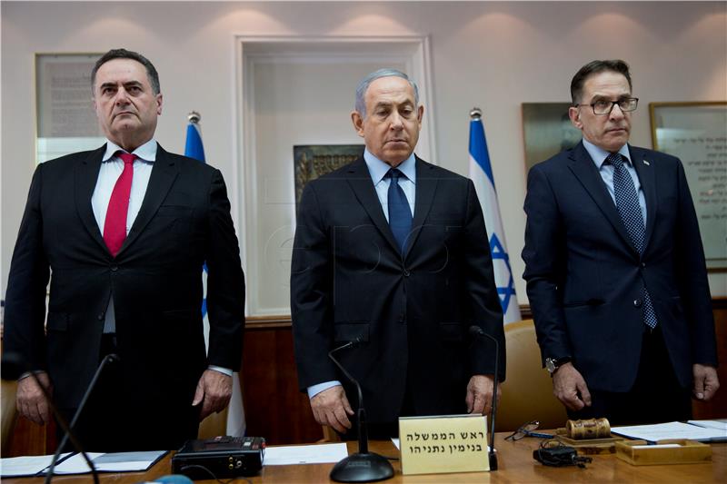 MIDEAST ISRAEL GOVERNMENT CABINET MEETING