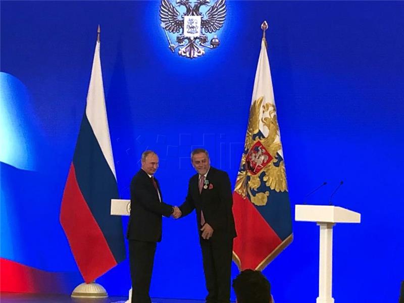 Zagreb mayor decorated by Russian president 