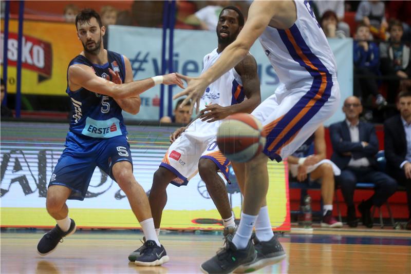 Utakmica ABA košarkaške lige Cibona - Mornar