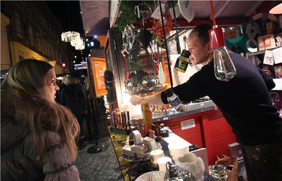 Zagreb: Natječaj za umjetničke štandove na Božićnom sajmu u Petrićevoj 