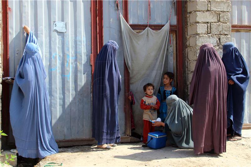 AFGHANISTAN HEALTH POLIO VACCINATION