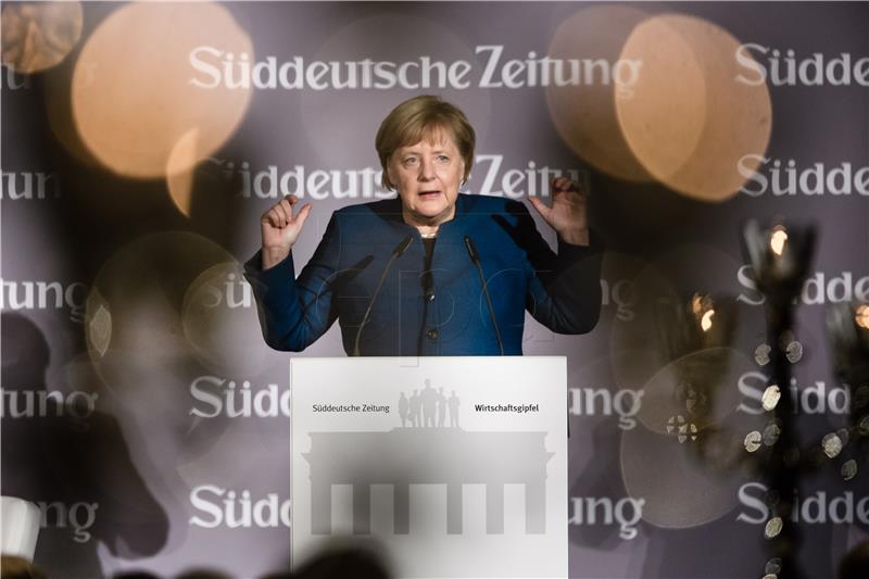 Merkel najavila za prosinac prijedlog digitalnog poreza u EU 