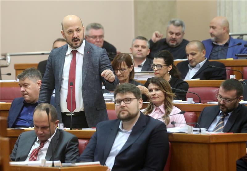 SDP MP accuses PM of political bartering with Zagreb mayor