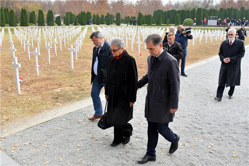 Pupovac odao počast nedužnim vukovarskim žrtvama