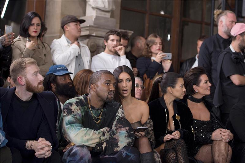 Kim i Kanye donirali 500.000 dolara vatrogascima u Kaliforniji