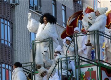 USA MACYS THANKSGIVING PARADE