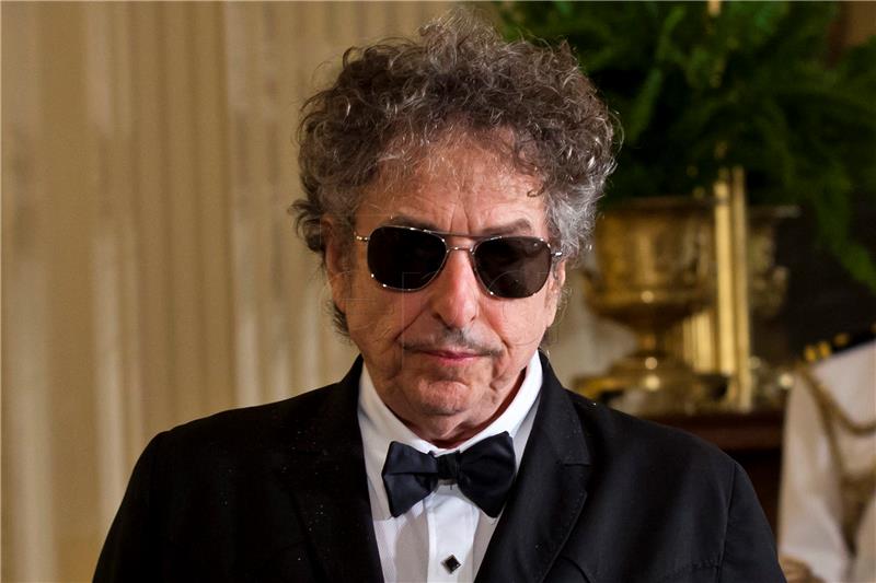 Bob Dylan u reklami s Jimmyjem Fallonom ne progovara ni riječ 