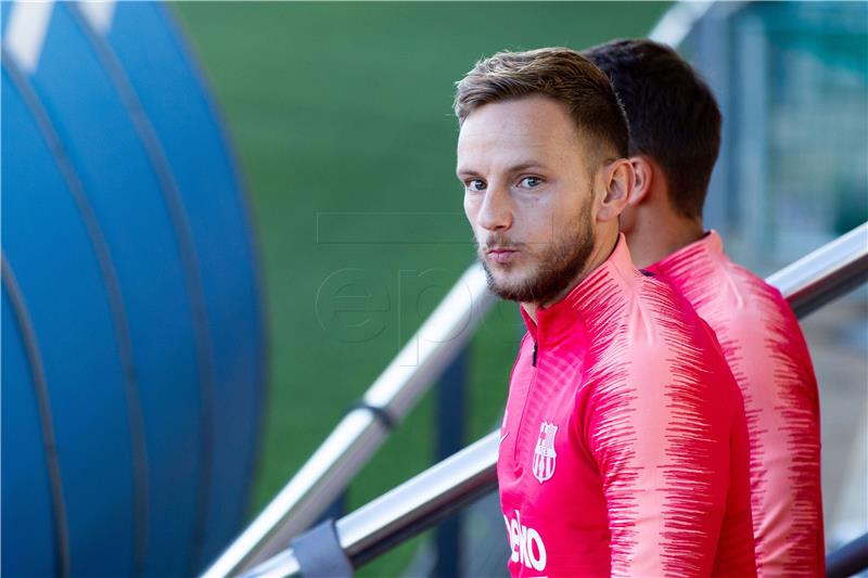 Rakitić: Barcelona treba Valverdeu dati novi ugovor