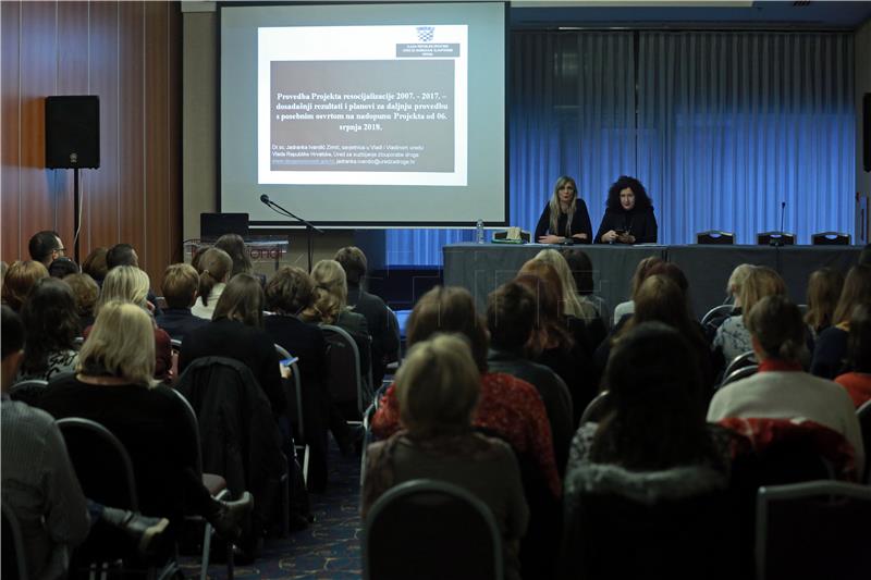 Konferencija "Projekt resocijalizacije liječenih ovisnika o drogama kao ključ uspješnog oporavka od ovisnosti - izazovi i postignuća“