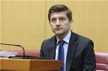 Marić: U proračunu nije predviđen novac za besplatne udžbenike