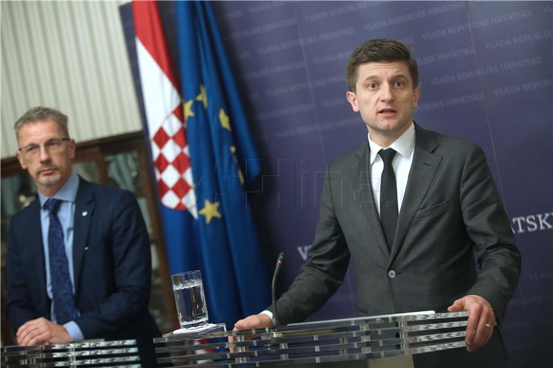Guverner HNB-a Boris Vujčić i ministar financija Zdravko Marić održali konferenciju za medije 