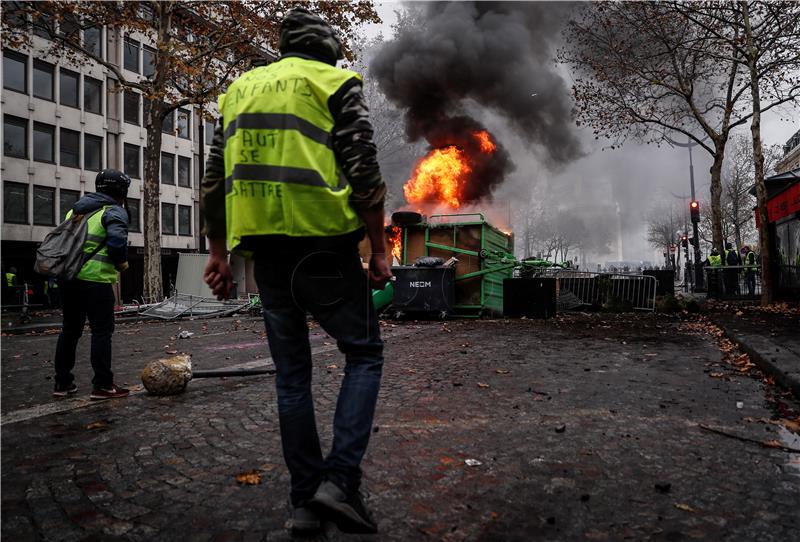 FRANCE PROTEST FUEL TAXES