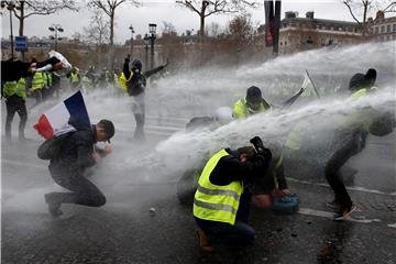 FRANCE PROTEST FUEL TAXES