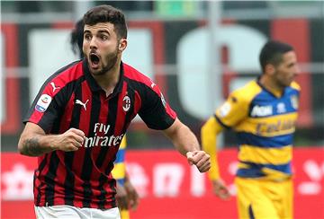 Italija: Milan - Parma 2-1