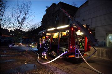 Ugašen požar u skladišu Prime u Sesvetama