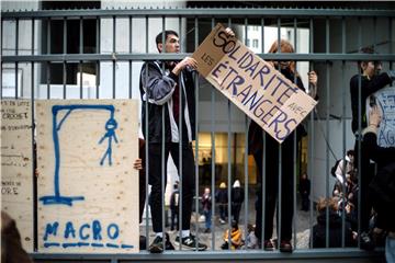 FRANCE UNIVERSITY BLOCKADE