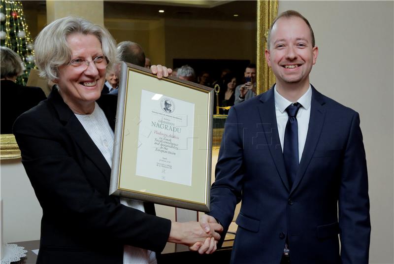 Vladimir Arčabić dobitnik nagrade Zaklade prof. dr. Marijan Hanžeković  za 2018. 