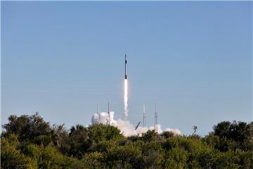 USA SPACEX DRAGON LAUNCH