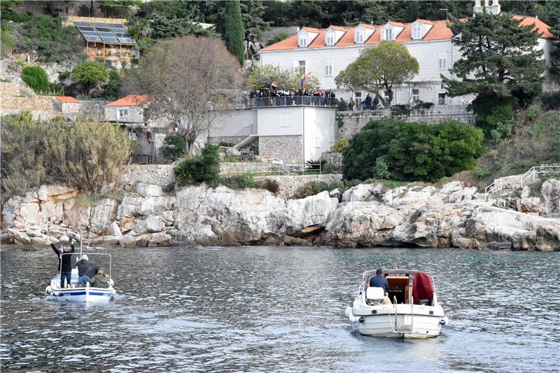 Dubrovnik - Vijenci u sjećanje na pomorce i branitelje stradale na moru