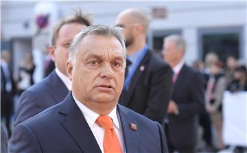 Orban oslobodio provladine medije od nadzora